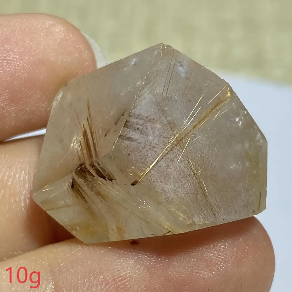 

Рутилированный кварцевый кристалл с золотом