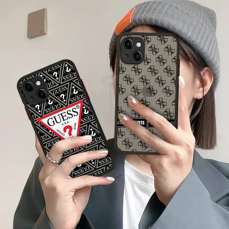 

Luxury Brand Design GUESS Phone Case for iPhone X XR XS 7 8 Plus 11 12 13 pro MAX 13mini Translucent Matte Case