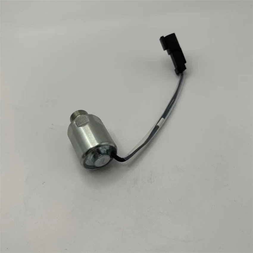 Электромагнитный клапан 714-23-15520 для KOMATSU D155AX D275AX D375A D475A D61EX D61PX D65EX D65PX D85EX D85PX GD755 GH320