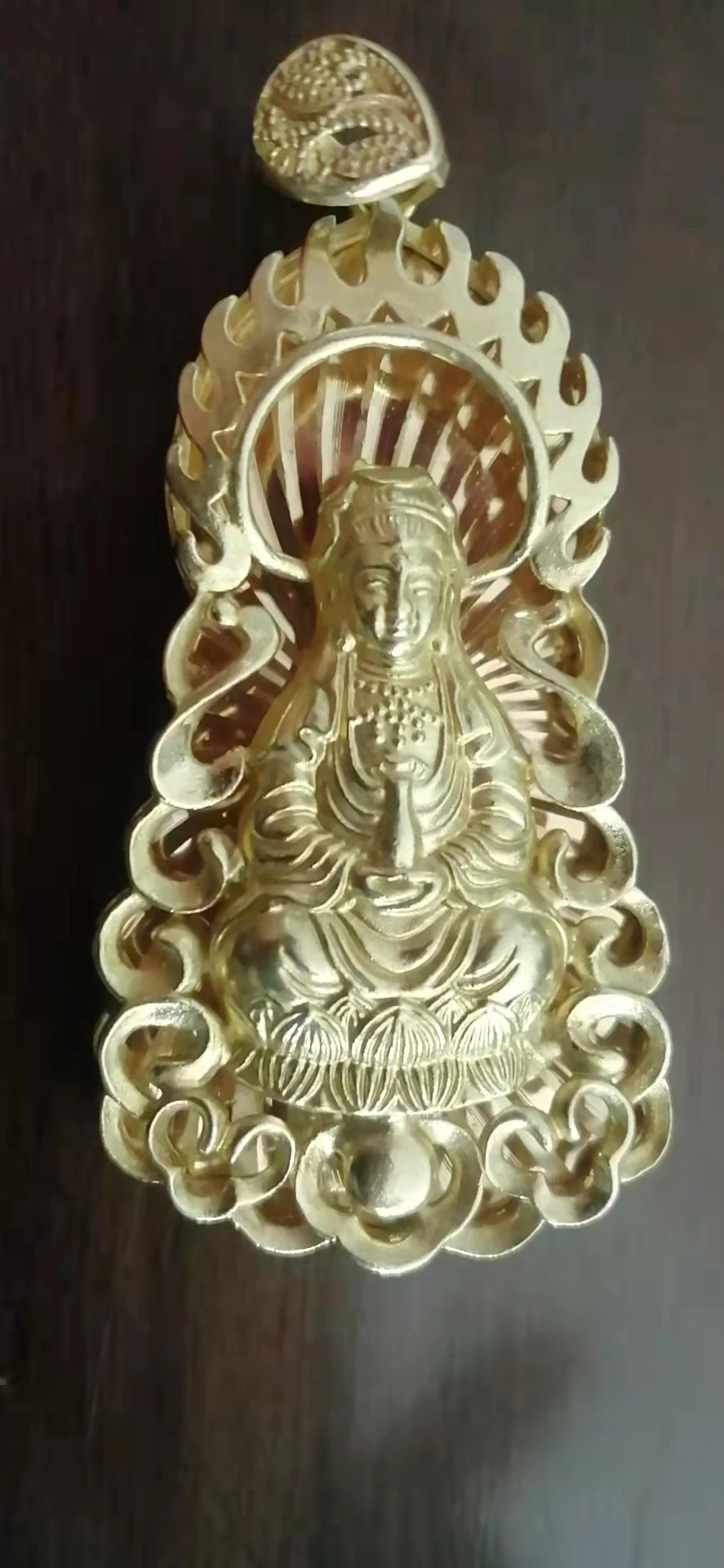 

Пламя латунь Гуаньинь Бодхисаттва Мужская подвеска имитация золота ажурный Гуаньинь Tempo Fuji Будда фотоподвеска