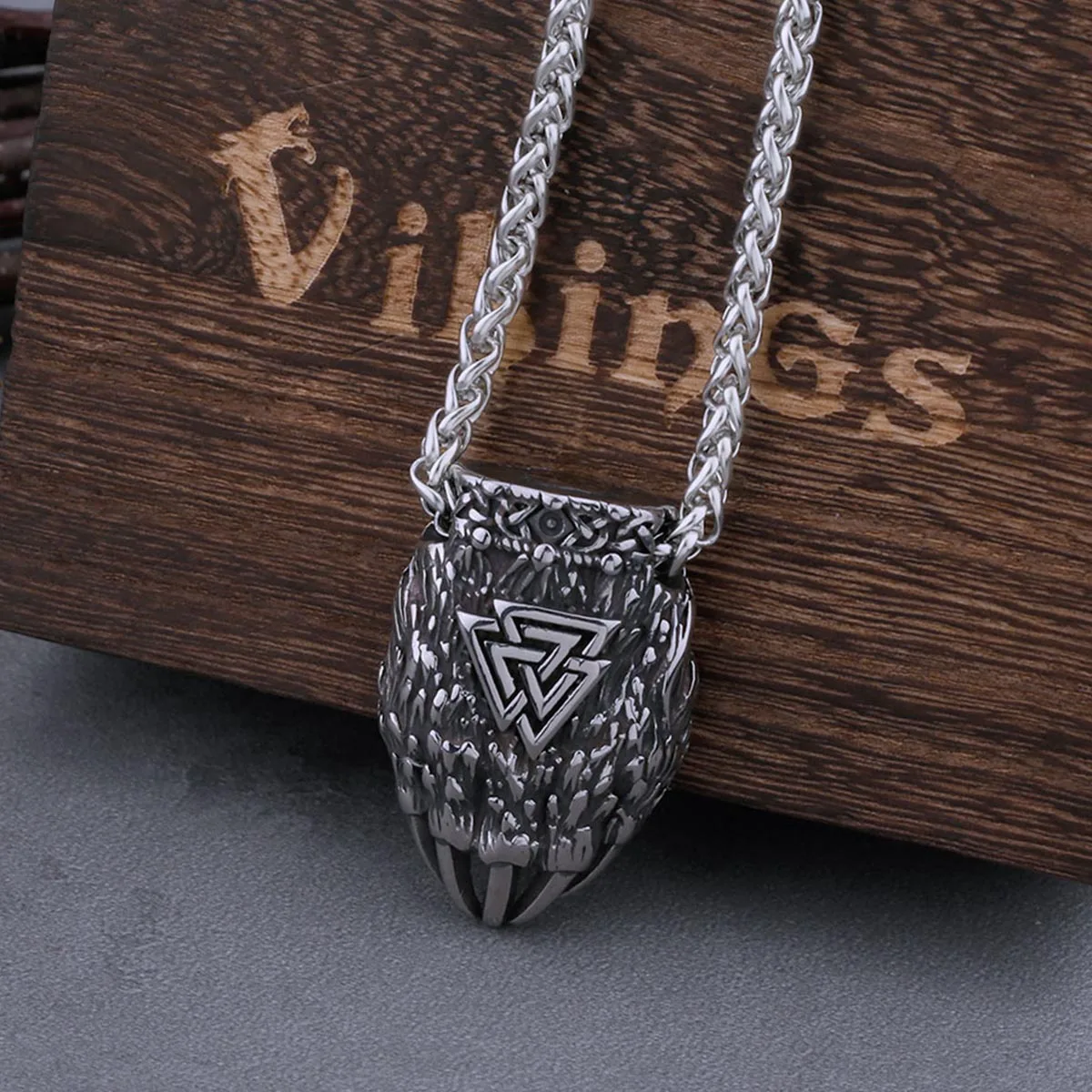 

Men's Stainless Steel Viking Bear Claw Necklace Never Fade Steel Color Bear Claw Valknut Odin Rune Pendant Amulet Jewelry Gift