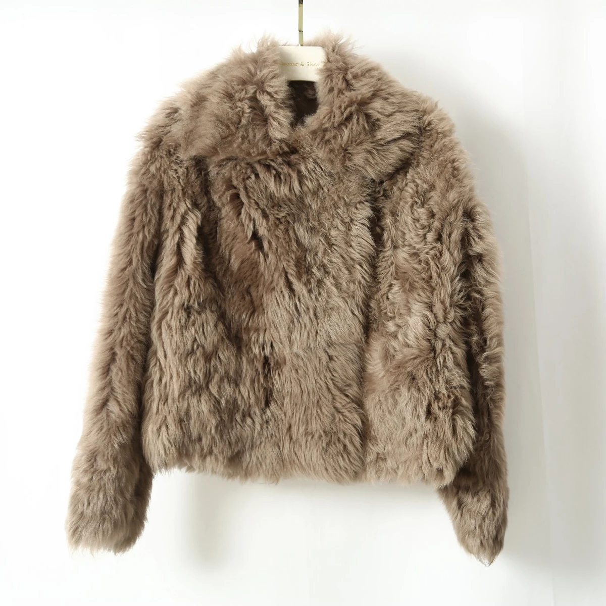 

New Lamb Fur Fur Coat Women's Overcoat for winter