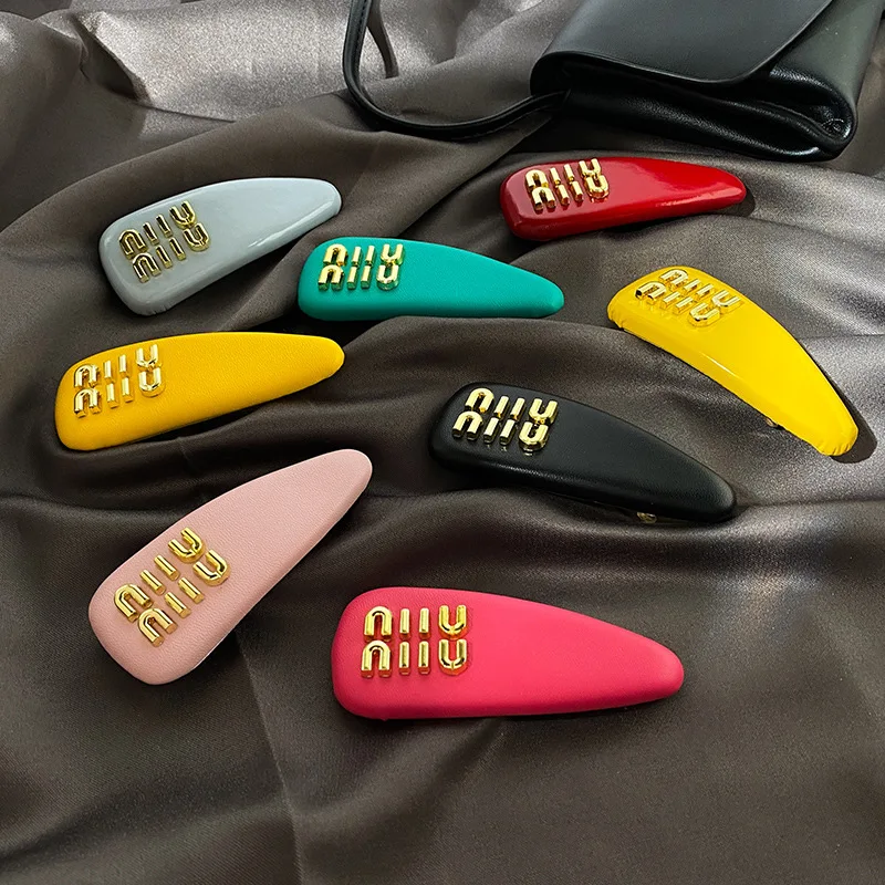 

Brand Same Model Hairpin for Women Patent Leather Hair Clip Niche Candy Color Spring Clip Bangs Clip Fashion Girl Side Clip