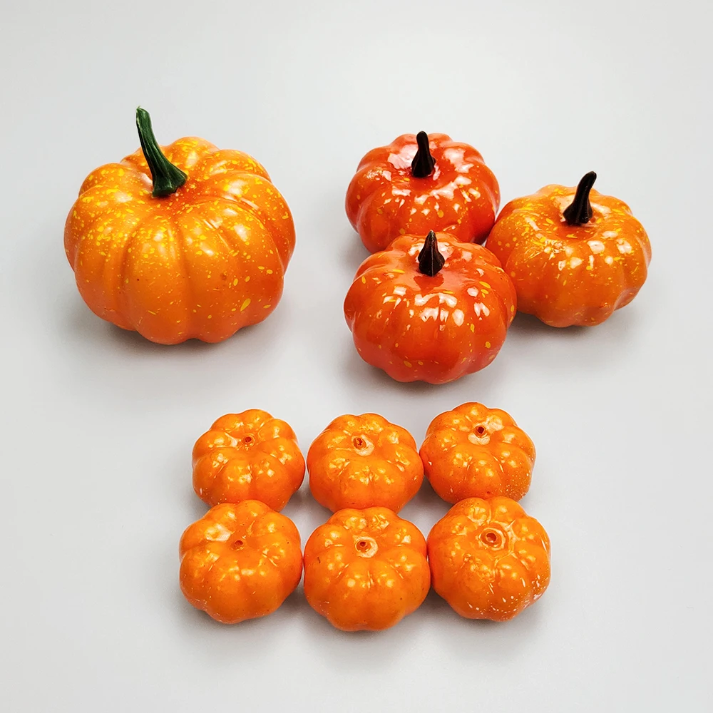 

Искусственные тыквы из пены для Хэллоуина