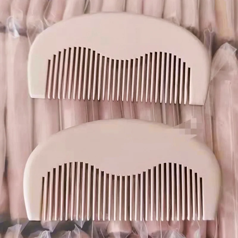 

Pink G Fragrance Comb Set wooden With Guccy Packing