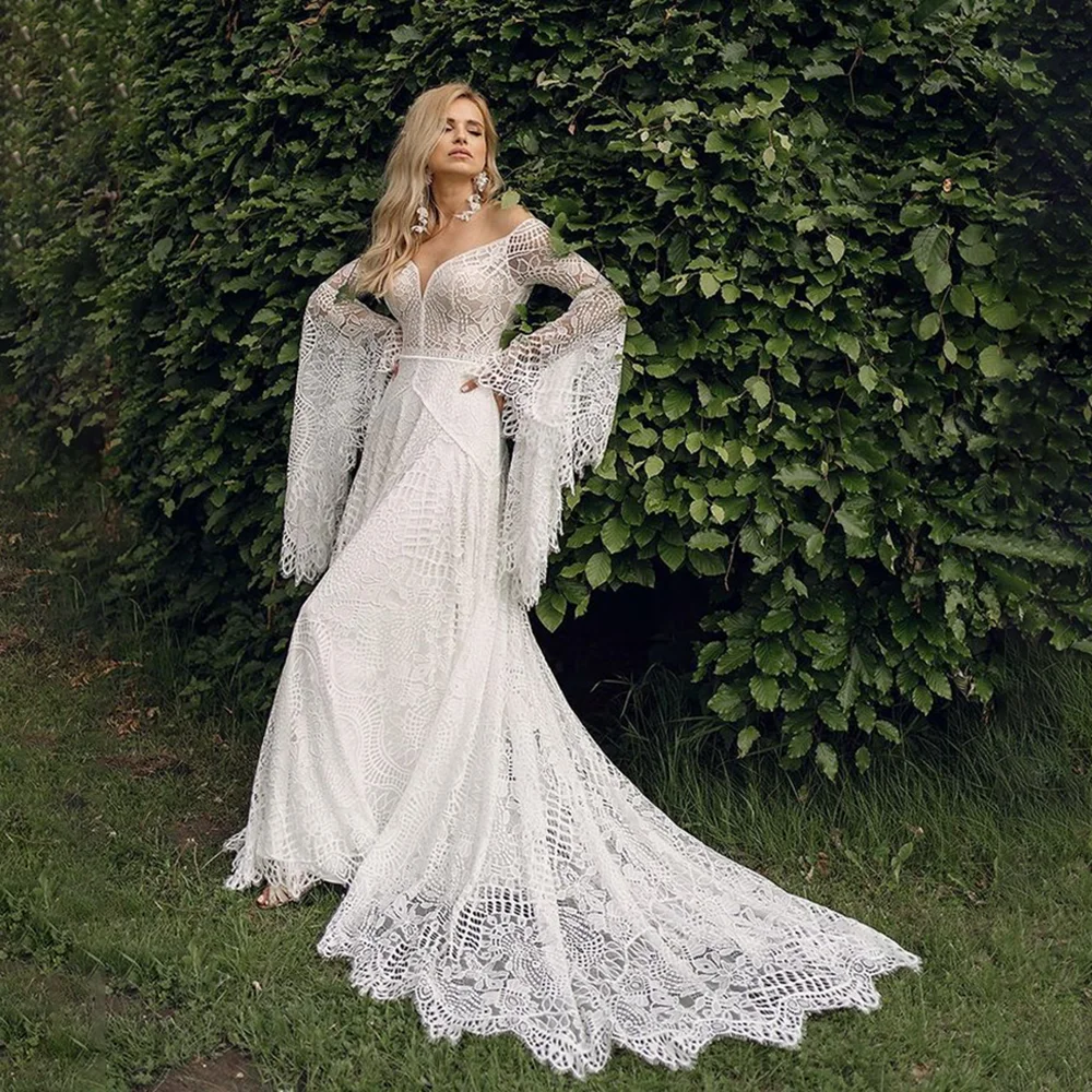 

2022 Boho Lace Long Sleeve Wedding Dress Romantic Big Size Custom Made V Neck Open Back Beach Mermaid Bridal Gowns
