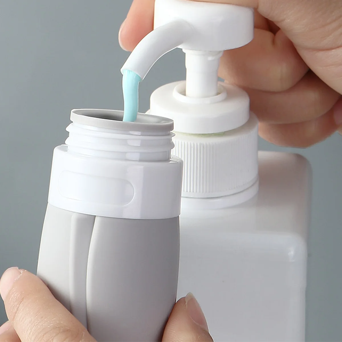 

4 PCS Silica Gel Bottle Silicone Emulsion Bottles Empty Storage Shampoo Sub Packaging Body: Travel