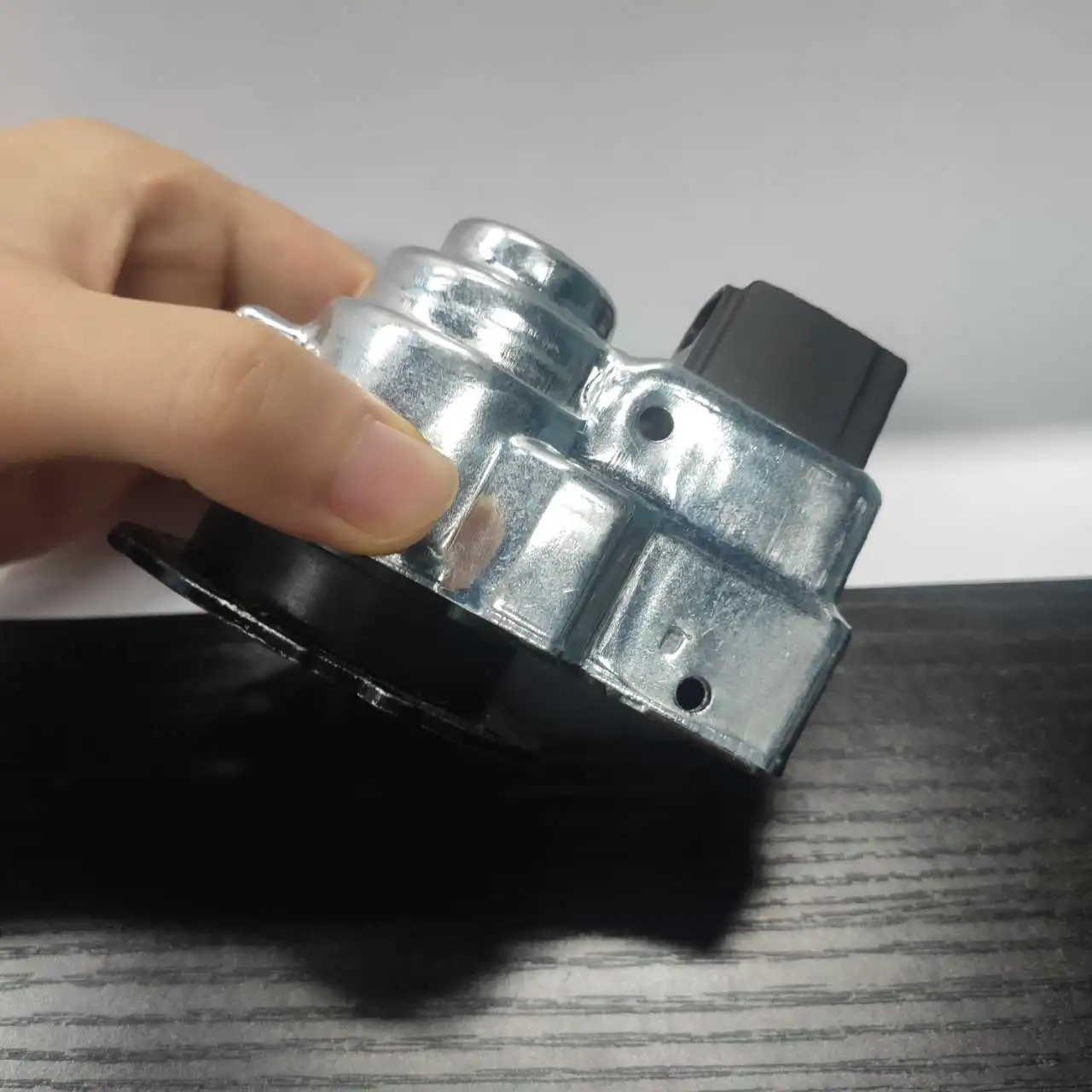 

Original Wing LH Mirror Folding Motor Modules For Buick Enclave GMC Sierra 1500 ACADIA 2007-2014 Cadillac SLS Seville 2007-2012