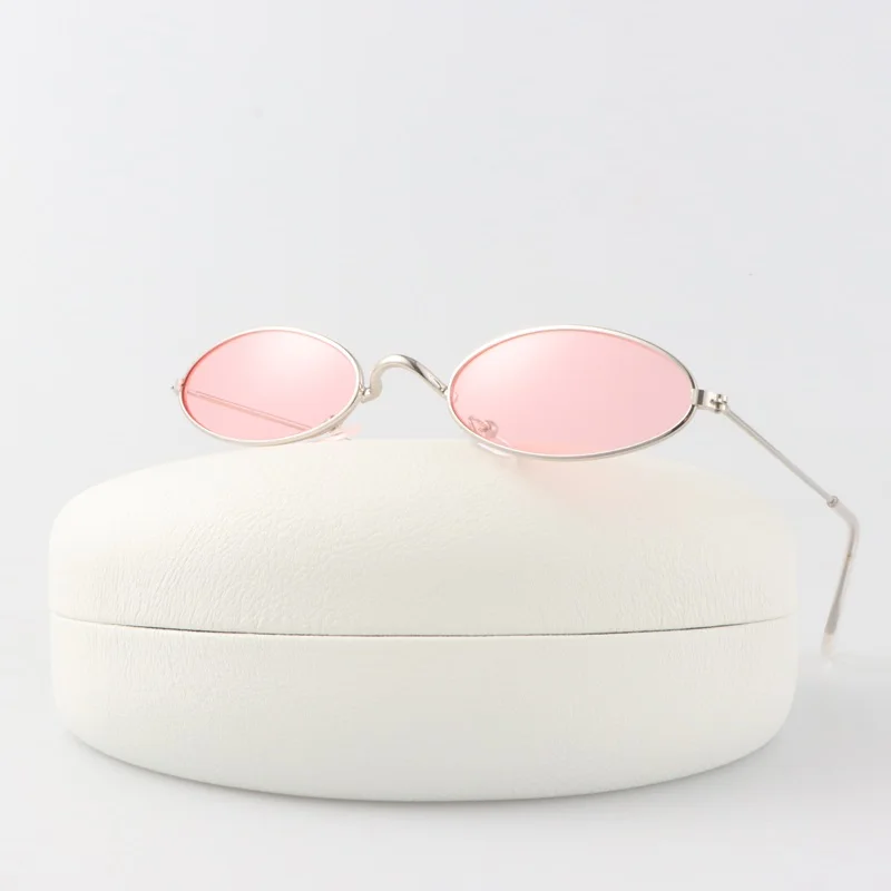 

Очки солнцезащитные женские круглые, винтажные брендовые дизайнерские овальные солнечные очки в стиле ретро, зеркальные модные в маленько...