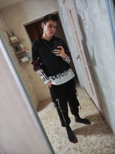 

Новинка 2021, модные комплекты в стиле хип-хоп, черные и красные шарнирные уличные брюки с четырьмя черными и красными струнами, брюки на молни...