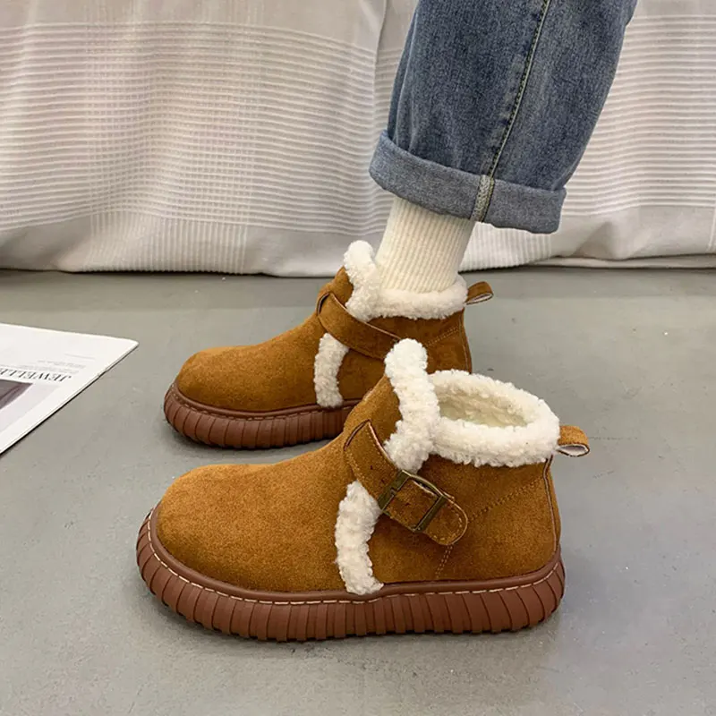 Зимние сапоги для женщин. Зимняя обувь. Женская обувь с круглым носком.