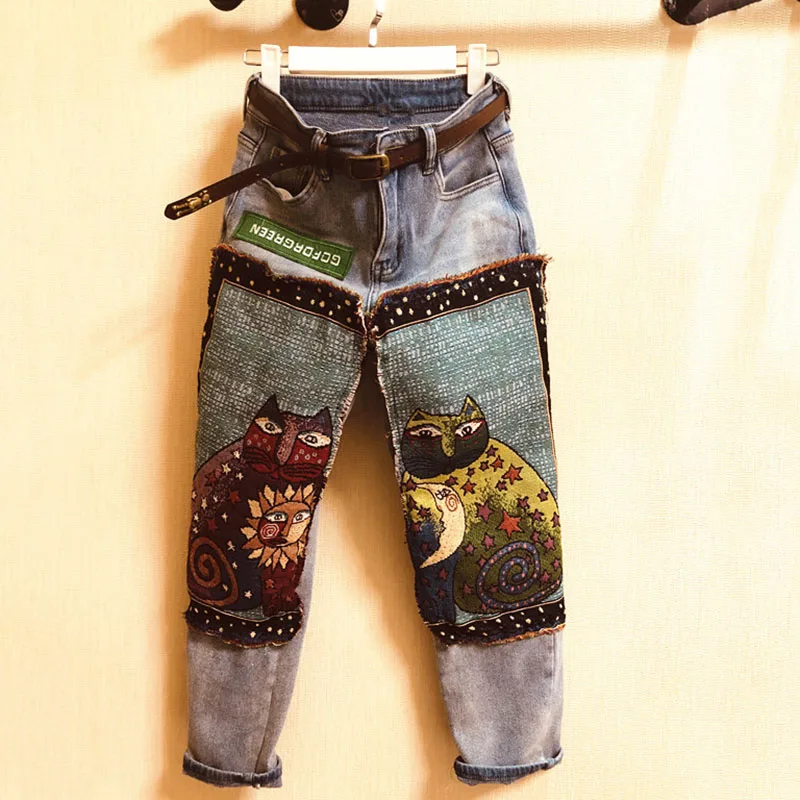 

Новинка Весна 2022, женские модные джинсы, шаровары с вышивкой из мультфильма, Свободные повседневные Прямые брюки с высокой талией