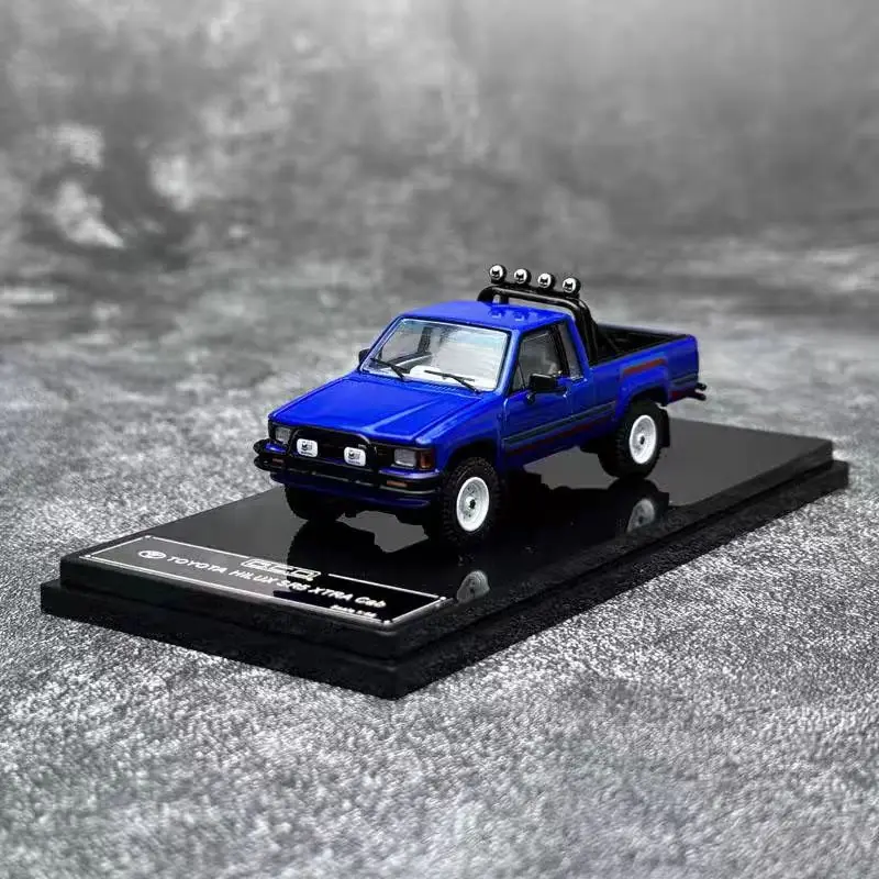 GCD 1:64 Пикап Hilux Модель автомобиля из сплава HILux