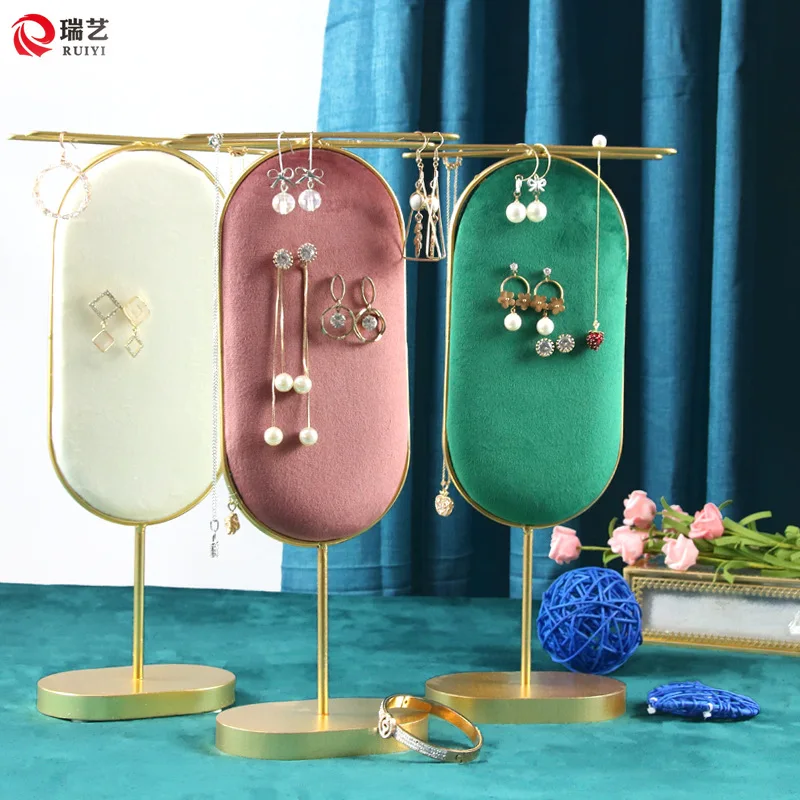 

Metal stud earrings aircraft antenna soft BaoShouShi earrings necklace jewelry shop decoration display props