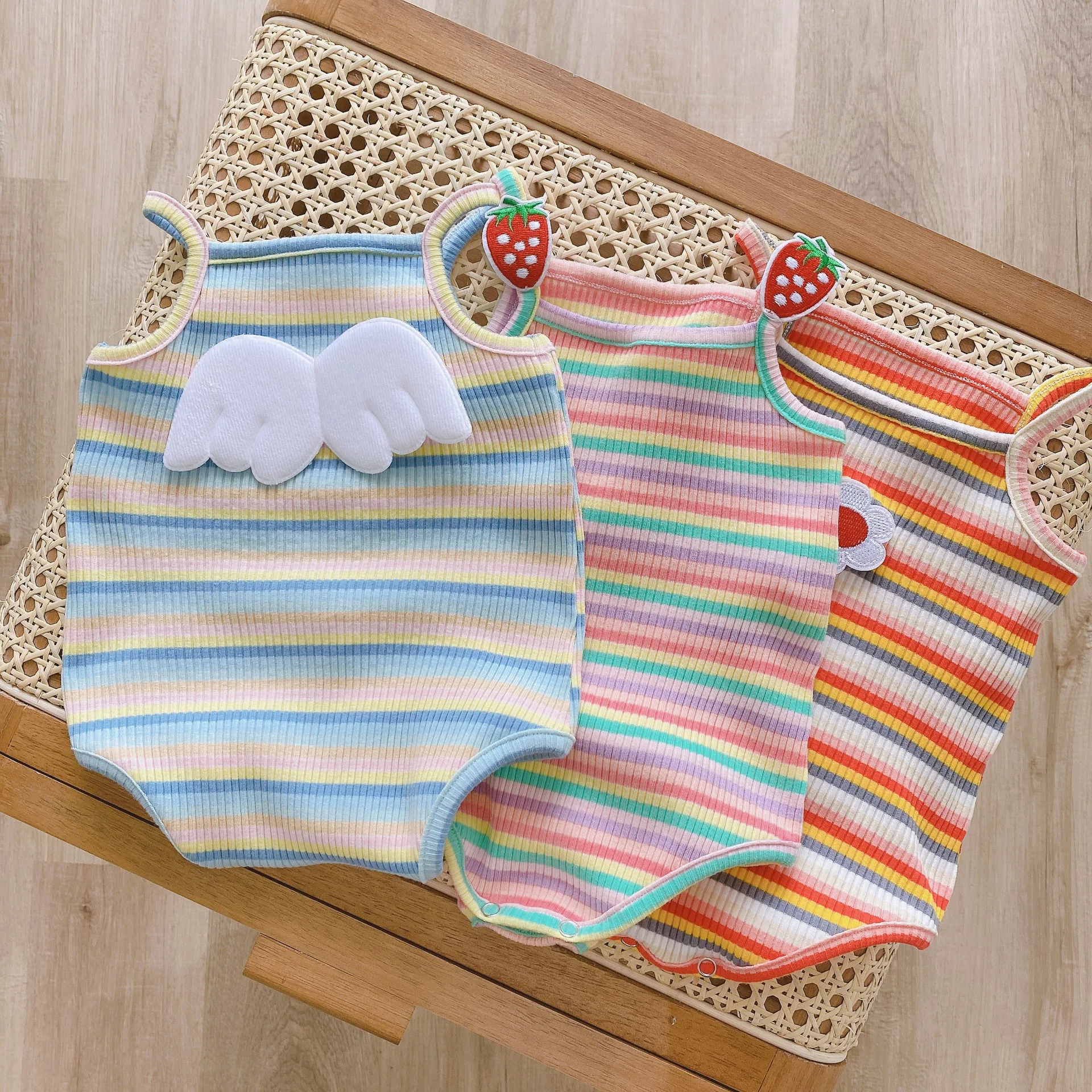 

Baby Girls Clothes Rainbow Striped Rompers Cute Wing Flower Bodysuit Sleeveless Summer Knitte Romper Kids Clothing Playsuit