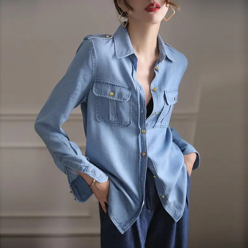 

Весна 2023, синяя джинсовая рубашка для женщин, нишевой дизайн, средняя длина, мягкая и свободная, шелковая Повседневная винтажная блузка
