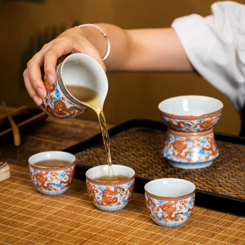 Цзиндэчжэнь Qitang Alum Red Керамический чайный сервиз Костюм Gaiwan Чайник Чашка Ситечко