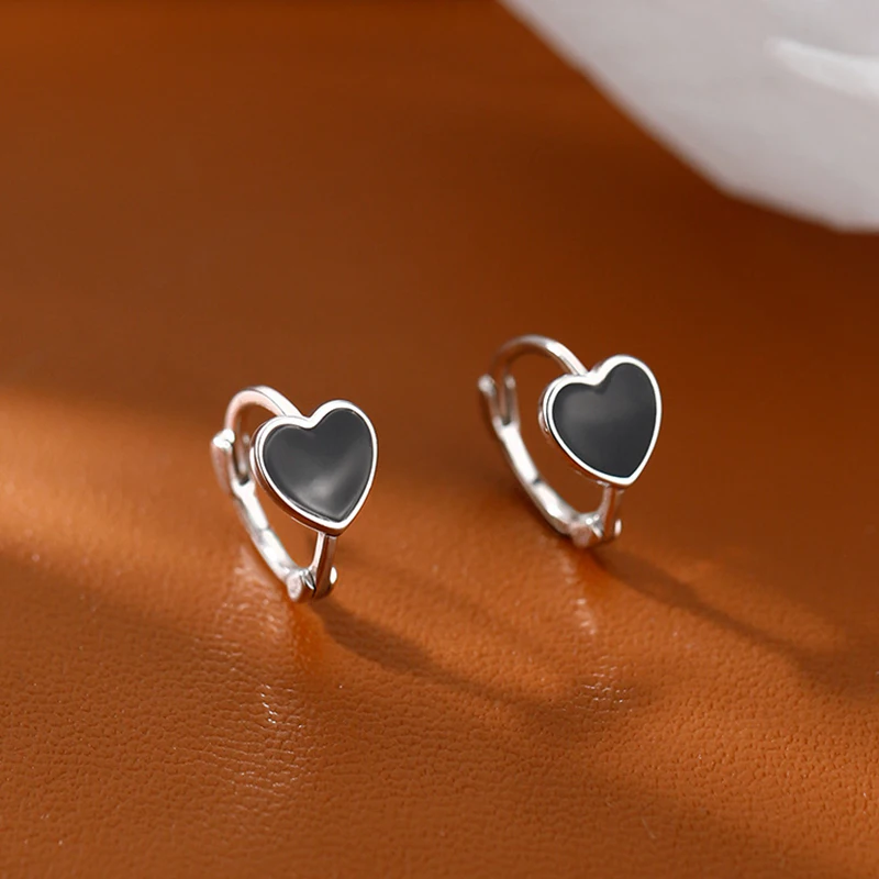 

Серьги-кольца женские из серебра 925 пробы с черным Цирконом