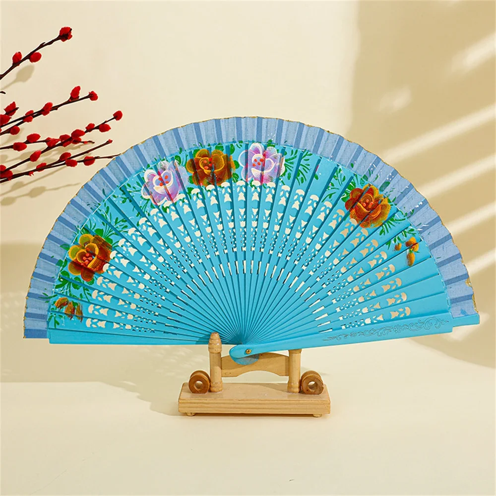 

Деревянный веер испанский