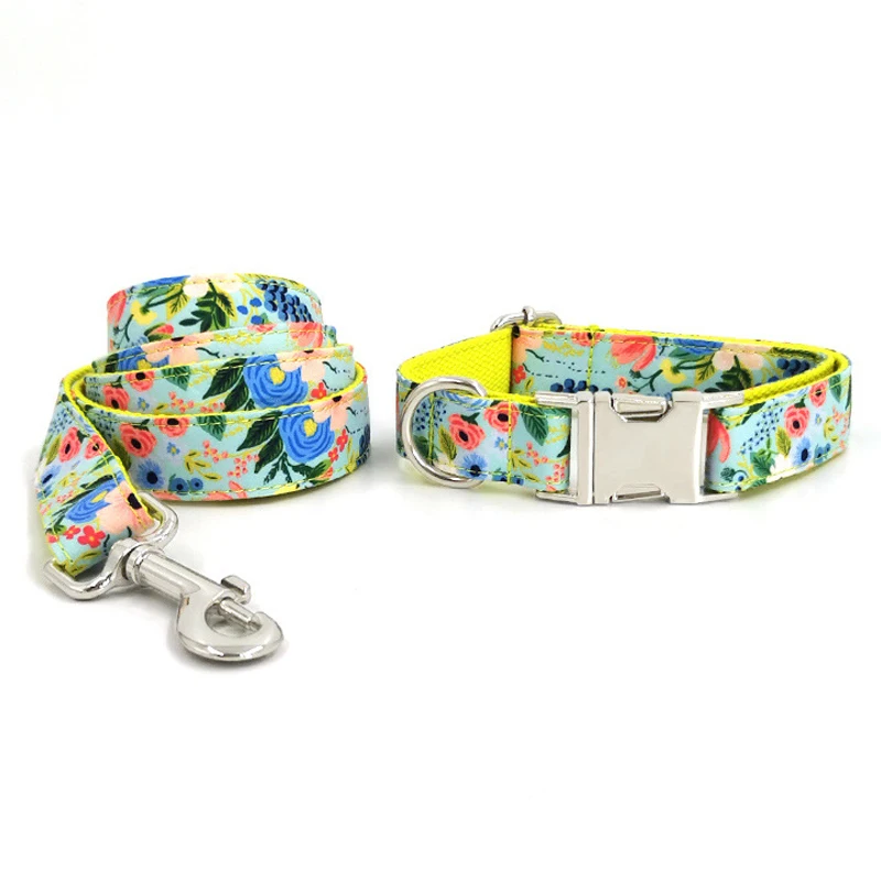 

Free Engraving ID Durable Metal Buckle Velver Dog Collar Leash Set with for Big and Small Dog Metal Buckle Pet Personalized Name