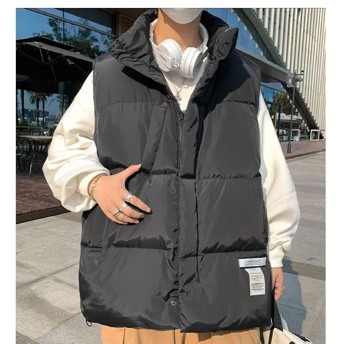 Рисунок 4 - Осенне-зимняя мужская жилетка с воротником-стойкой