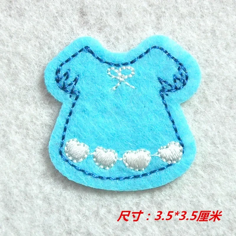 Набор нашивок с вышивкой для детской одежды