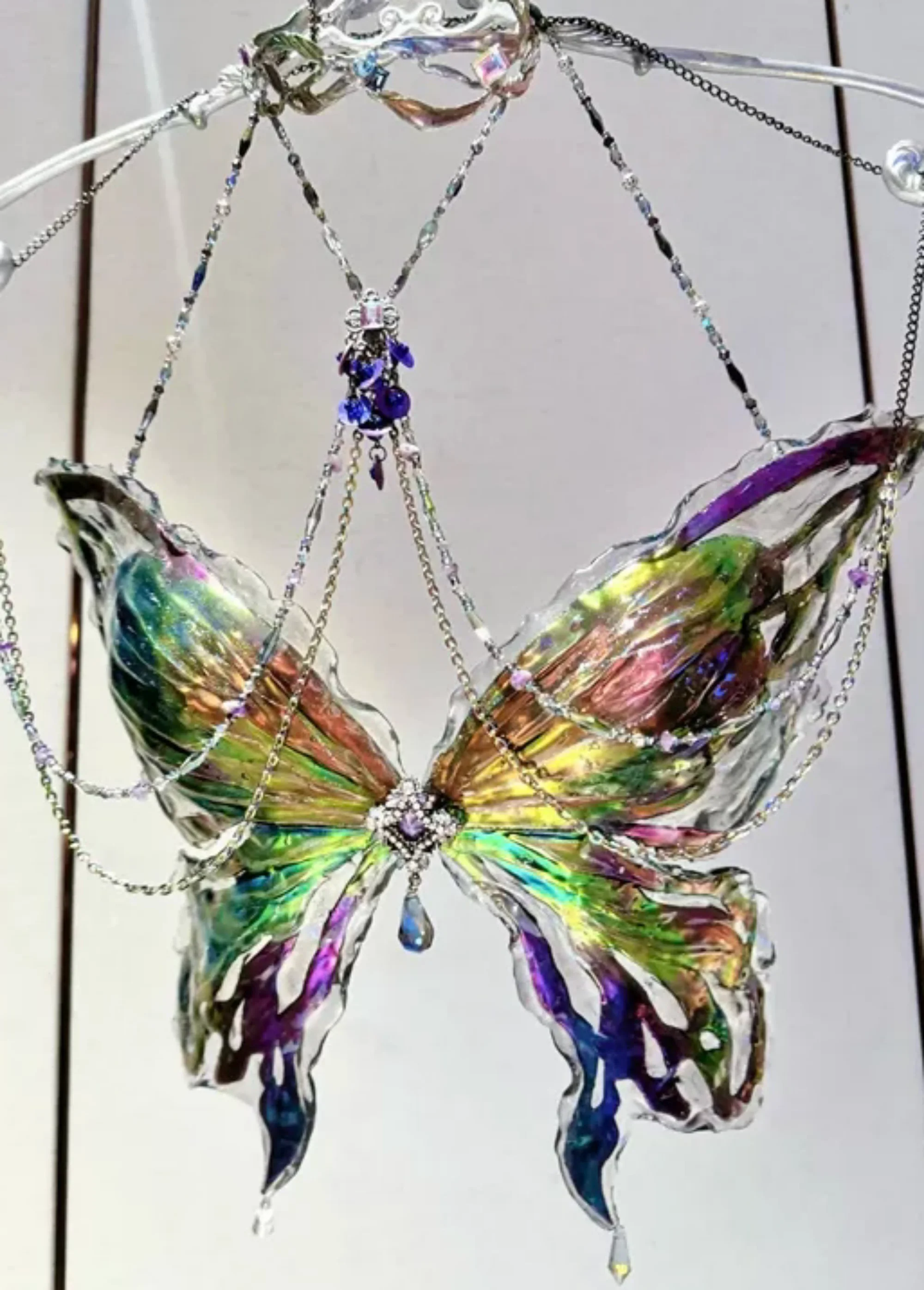 Силиконовый бюстгальтер с бабочкой и стразами