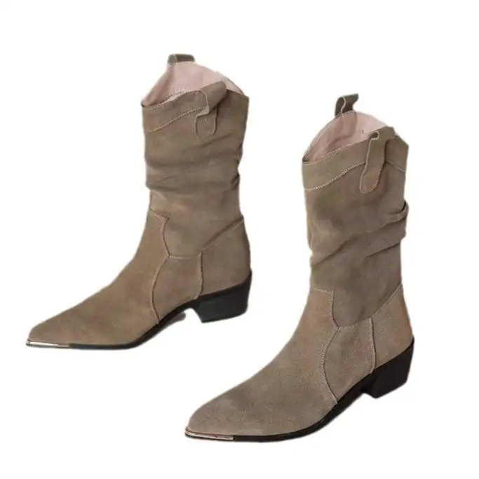 Ковбойские сапоги в стиле вестерн на массивном каблуке с острым носком женская