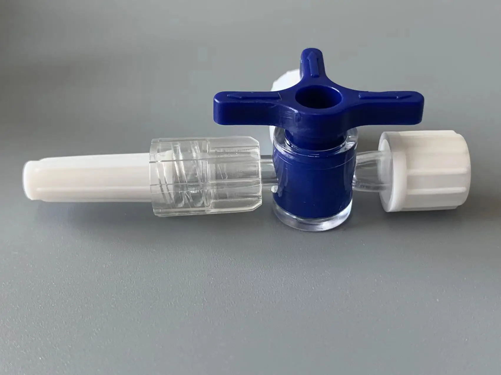Трёхсторонний стопорный кран ThrPlastic для клинических клинок переходник с