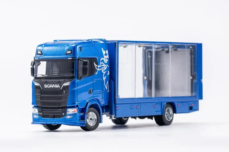 

Голубая прозрачная коробка GCD 1:64 Scania S730, крыло европейского стандарта, закрытый двухслойный транспортер, модель автомобиля