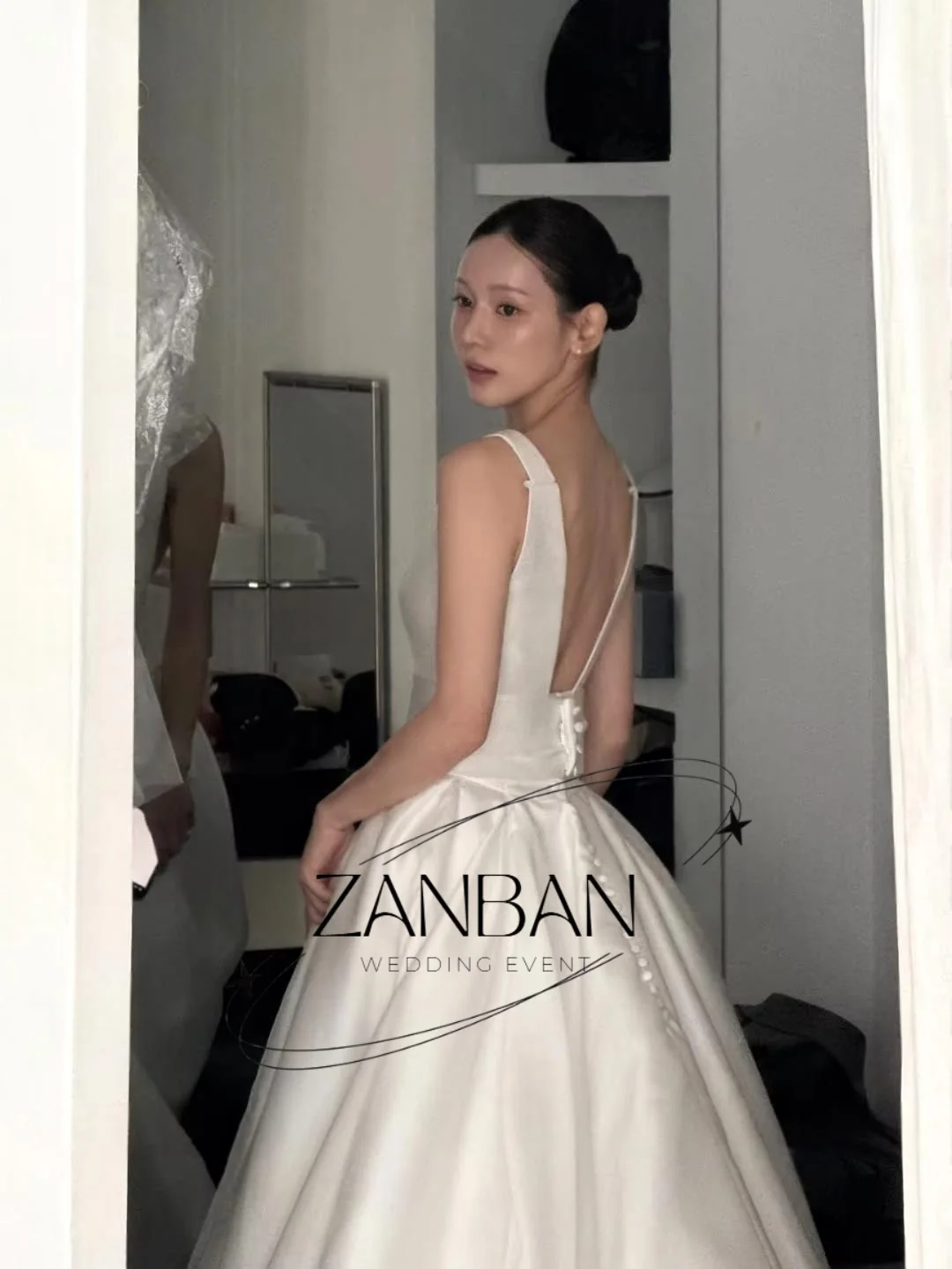 Фото ZanBan Простое платье в пол для свадебной фотосессии в корейском стиле, с круглым вырезом, без рукавов, корсетное свадебное платье, изготовленное на заказ, 2025 №1