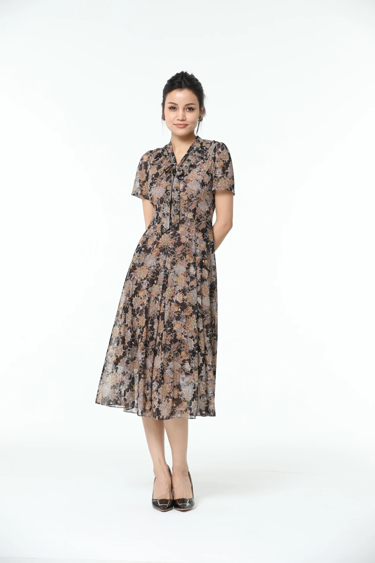 

Luxury Elegant Classic Vintage O-neck Bow Detail Short Sleeves Floral Print Silver Gold Silk-Feeling Dress for Women Summer Fall