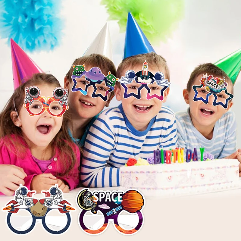 12 Космонавты Космос Ракета Галактика Тема Бумага Глаза Фотографии Реклама