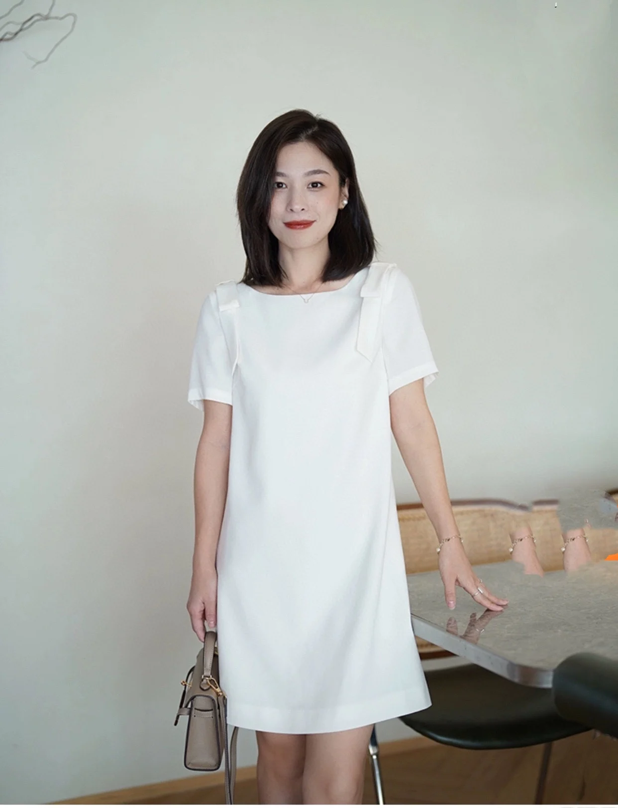 

Новинка весна-лето 2023 Женская Одежда модное свободное стройнящее платье 0428