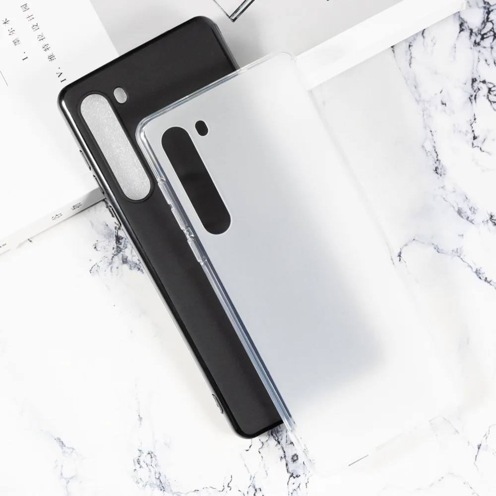 Силиконовый защитный чехол-накладка из мягкого ТПУ для Motorola Edge 2020 XT2063-3 6,7