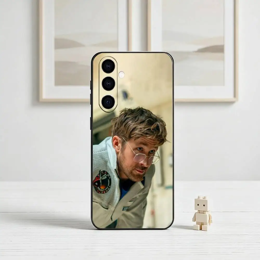 Чехол для телефона Ryan-N Gosling Project Hail Mary для Samsung Galaxy A73, A72, A71, A70, A53, A52, A51, мягкий силиконовый черный чехол, подарок (art.: 3920dc8aa79a1) - 3920dc8aa79a1