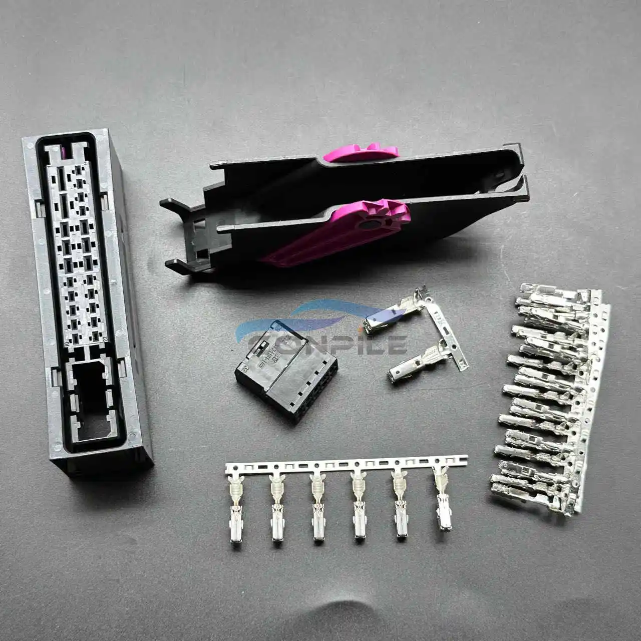 

Для Mercedes Benz Burmester для BMW Harmon Kardon для Volkswagen Dynaudio жгут проводов разъем для усилителя 32p контактный Женский кабель