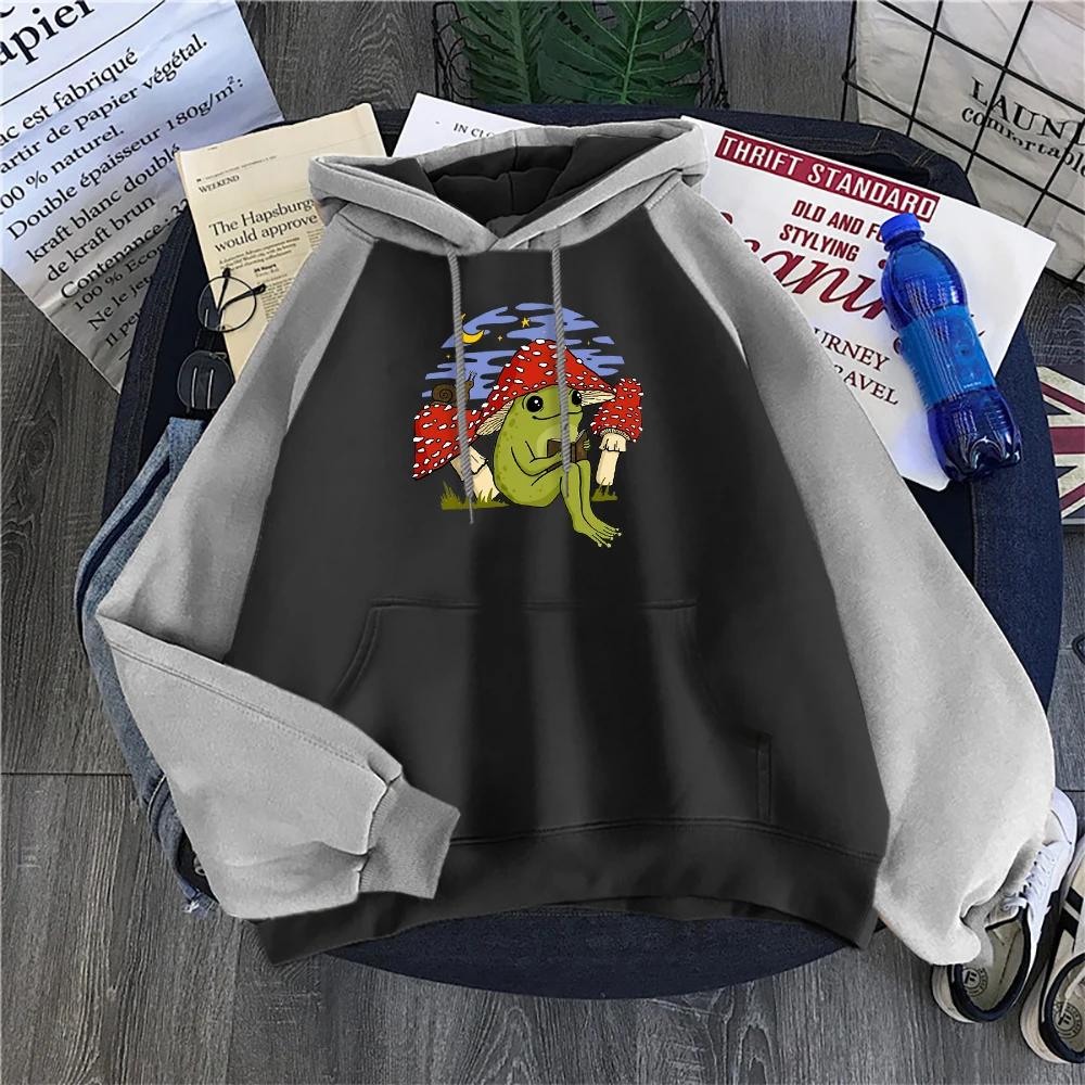 

Cute Cottagecore Frog Mushroom Hat Reading Book Hoodie Casual Women Pullover Autumn Fashion Clothes Warm Loose Raglan Streetwear