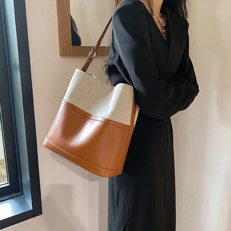 

Вместительная искусственная простая сумка для женщин 2023 Новый Винтажный дизайнерский Роскошный кошелек модная сумка-торба Универсальный