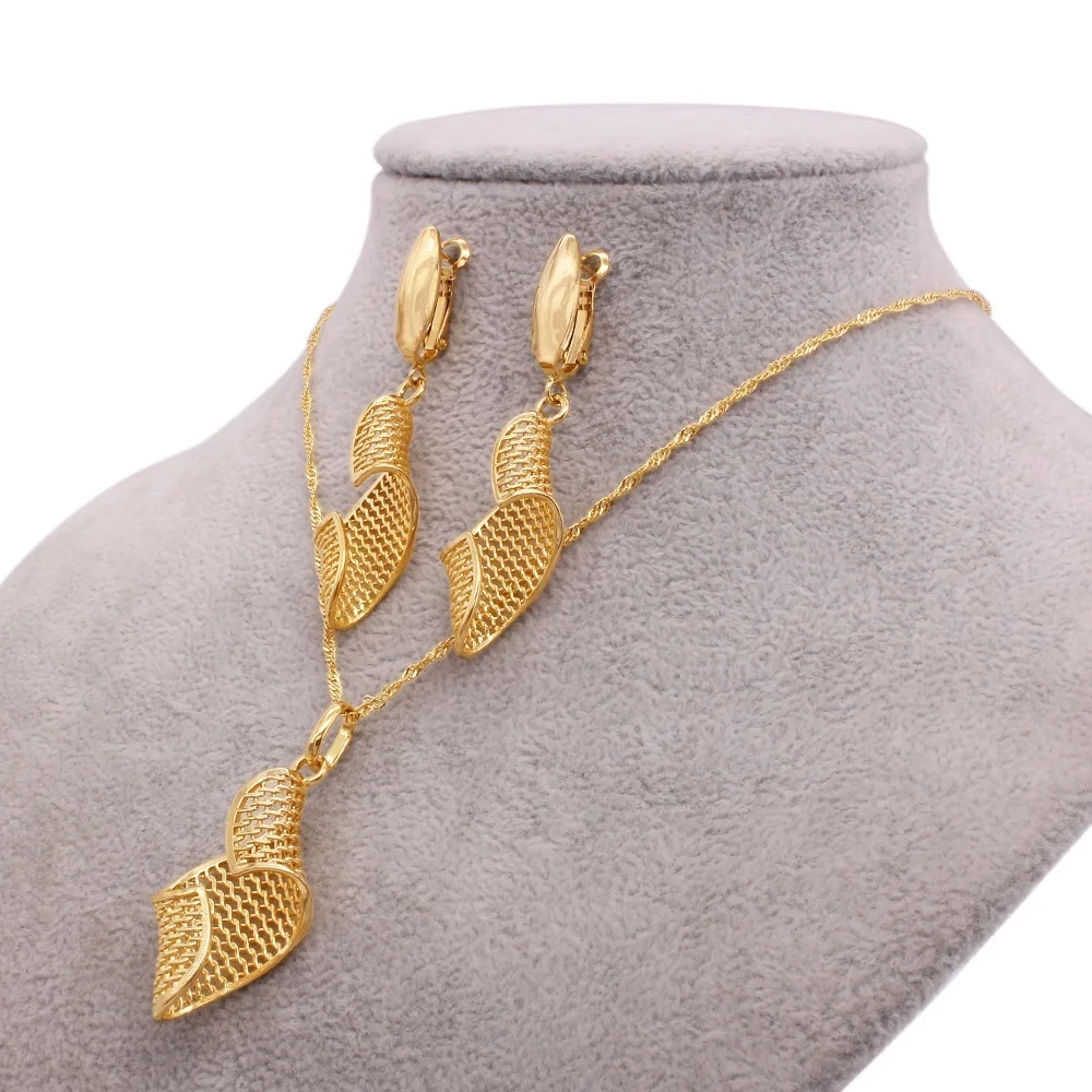 

New RoseL Arabian Bridal wedding jewelry set Women wear necklace earrings set High quality Saudi Arabia Bridal Gold Luxury
