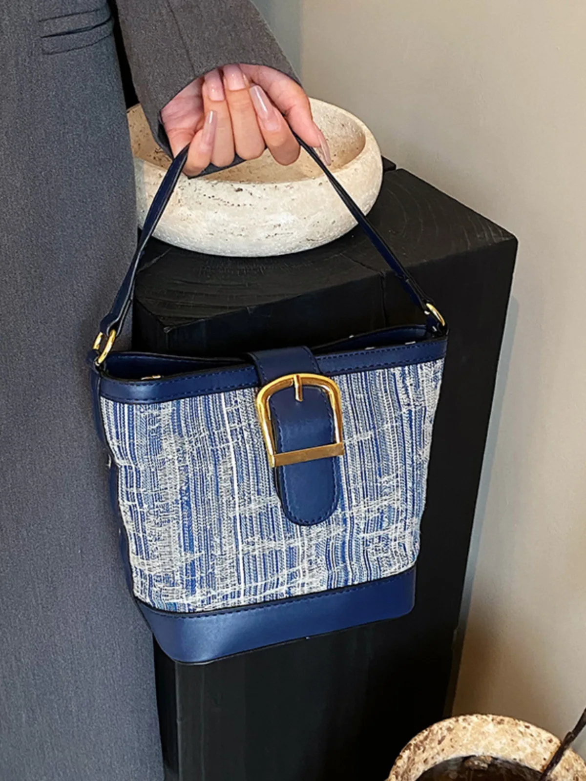 

2023 New Trend Small Tote Bags For Women Contrast Color Shoulder Crossbody Bag Korean Female Handbag Purse Ins Hot Bucket Bag