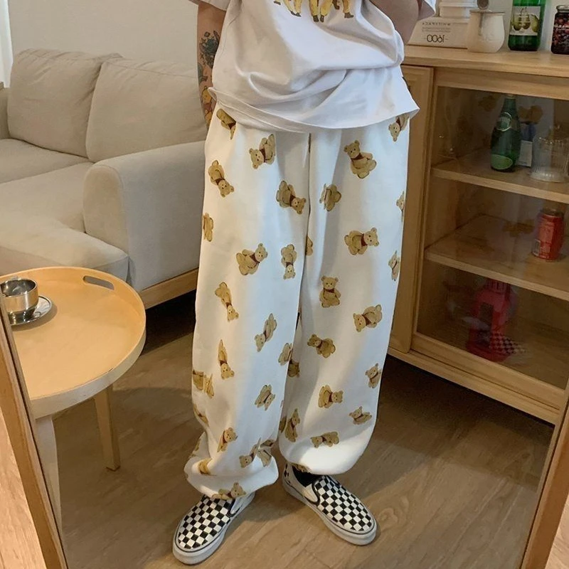 

Spring and Fall Harajuku Kawaii Cartoon Bear Print Pants Men and Women Wide Leg Elastic Waist Casual High Street Long Trousers
