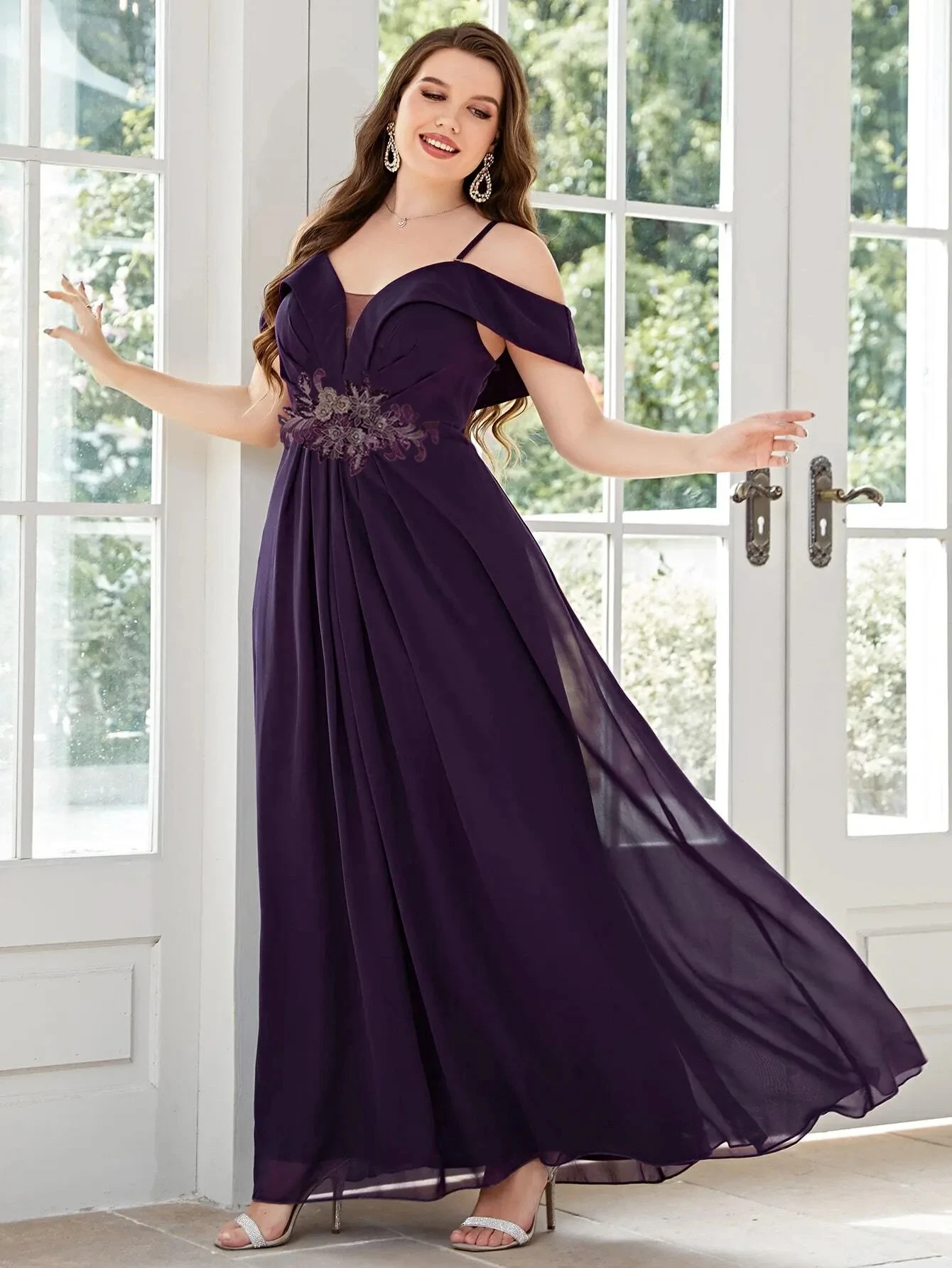 Plus Size Women Dresses Wedding Bridesmaid Applique Elegant Halter Dresses Fashion Solid Color Large Size Female Evening Dresses