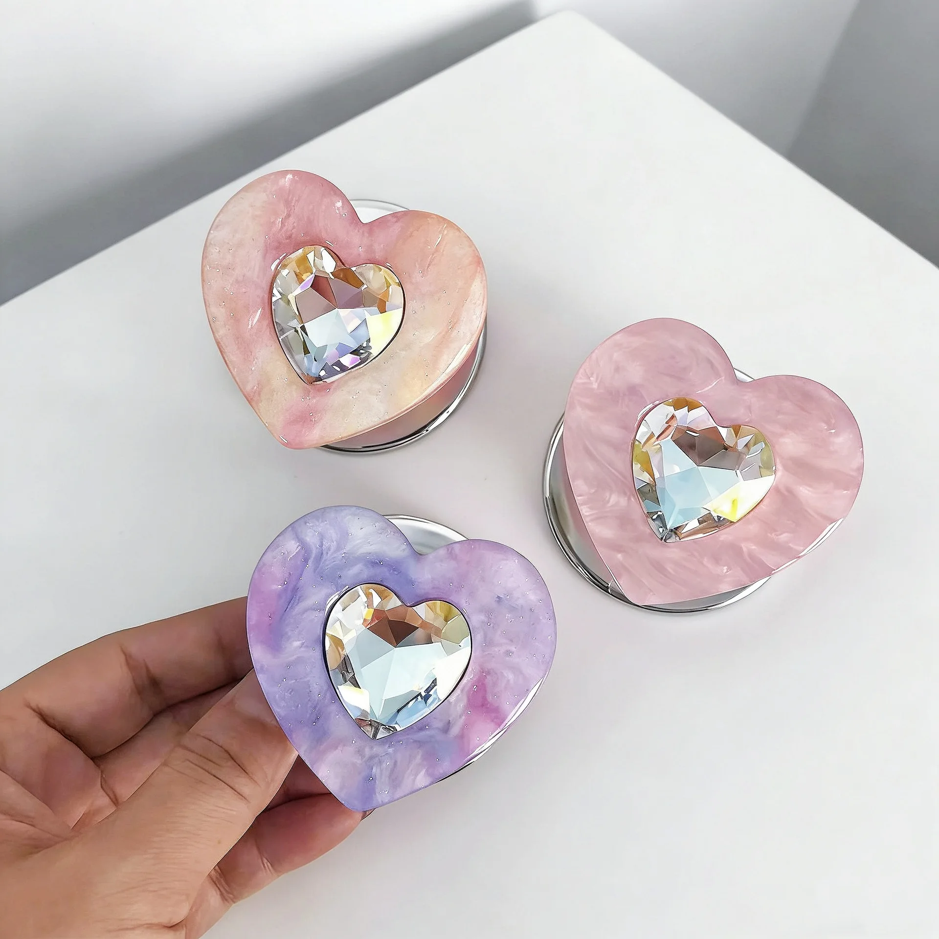 Фото Магнитный держатель для телефона Bling Heart Diamond: переливающаяся подставка-кольцо для пальца, аксессуар для мобильных устройств, украшение для девочек на каждый день №1