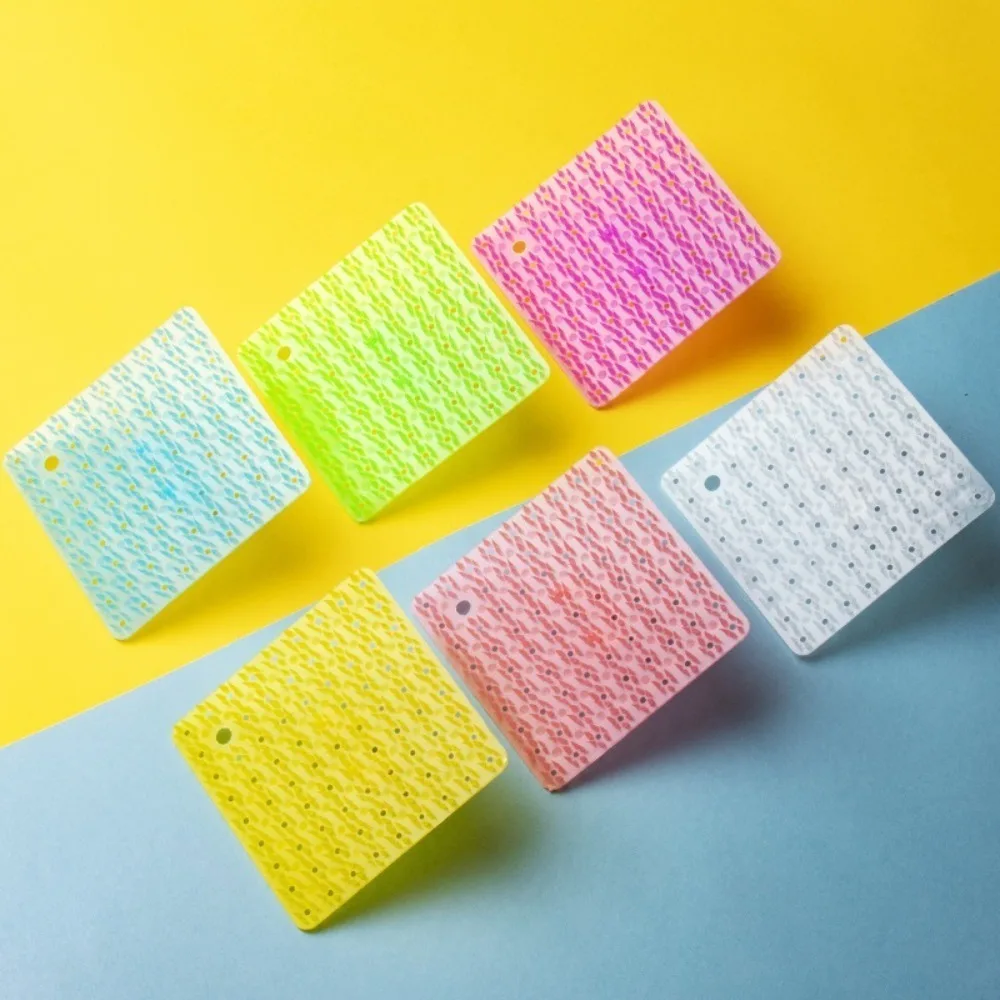 Пластиковая щетка для чистки овощей 9 см