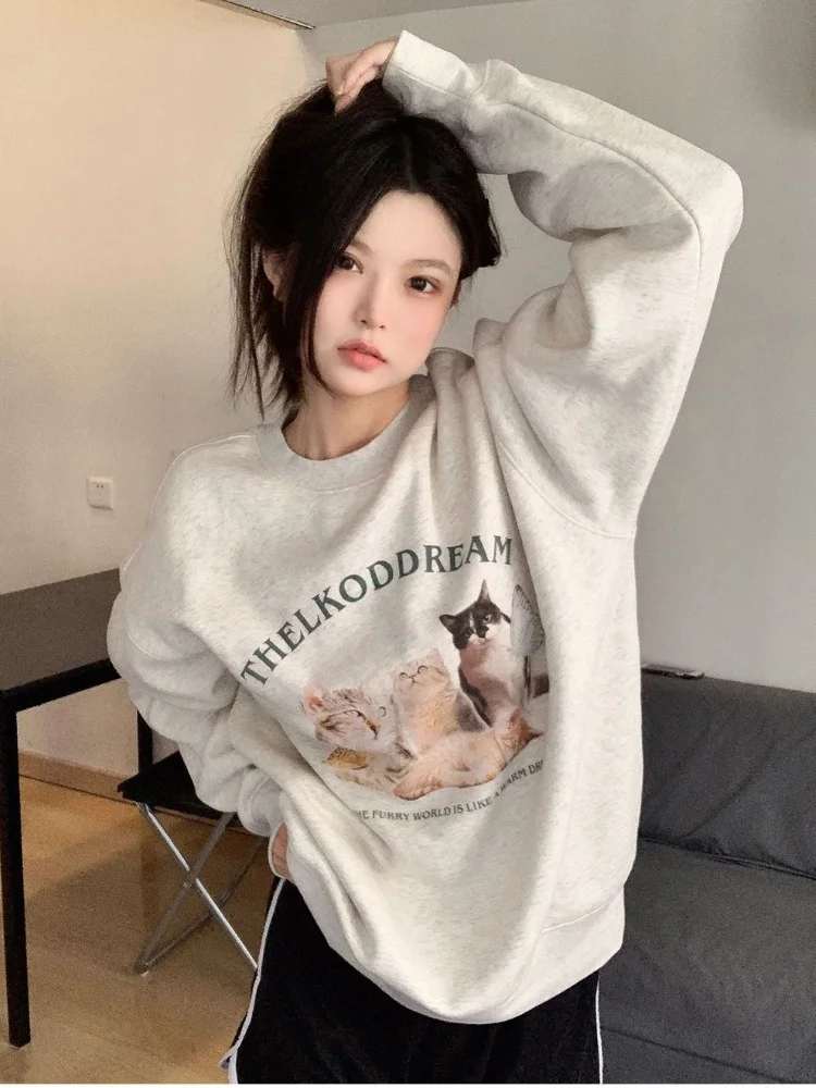 

Толстовка женская с капюшоном, модная уличная одежда в Корейском стиле, свободный Универсальный утепленный свитшот с круглым вырезом и принтом милого мультяшного кота в стиле Харадзюку