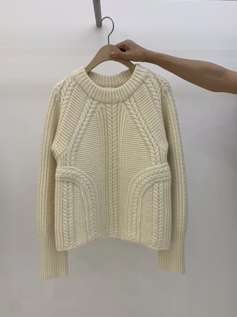 

2023 Autumn Winter Women's New Fashion Solid Color Pullover Tops Female Twist Sweater Tops Ladies Round Neck Knitted Tops T373