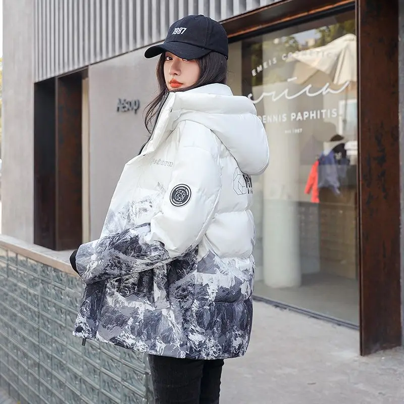 Мужская зимняя куртка на утином пуху с капюшоном молнии