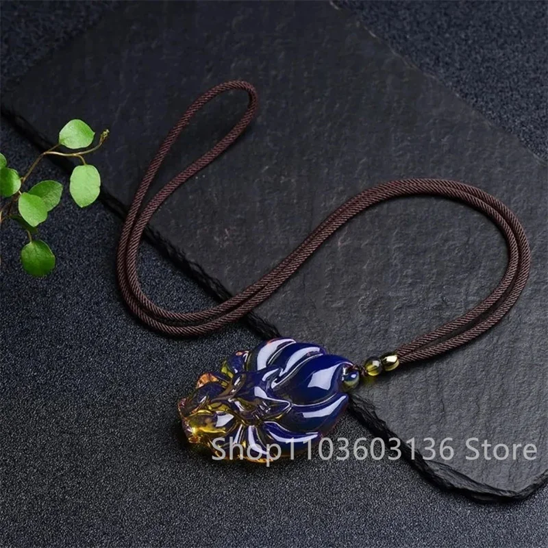 Подвеска в виде голубого янтаря с полированными бусинами для очистки воды