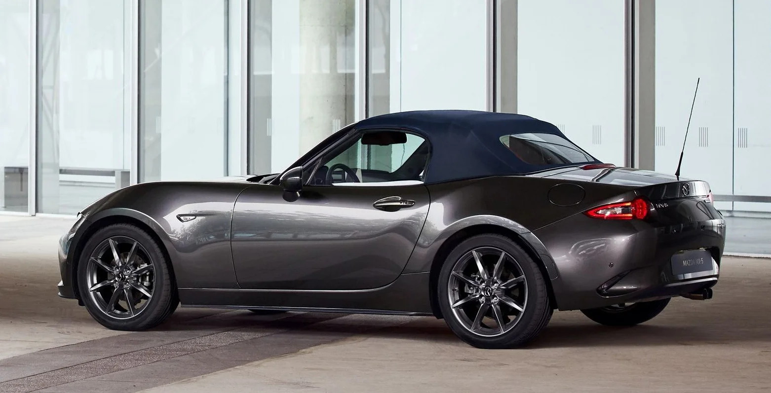 Фото Подходит для заднего спойлера из полиуретана Mazda MX-5 2022. №4